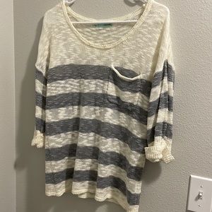 Maurice’s size large blouse